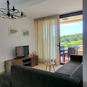 Oliva Yourcroatiaholiday Premantura